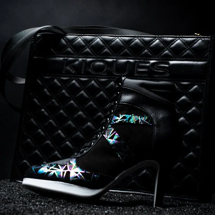Kiques Oniques in Black with matching Shoe Tote; Adult